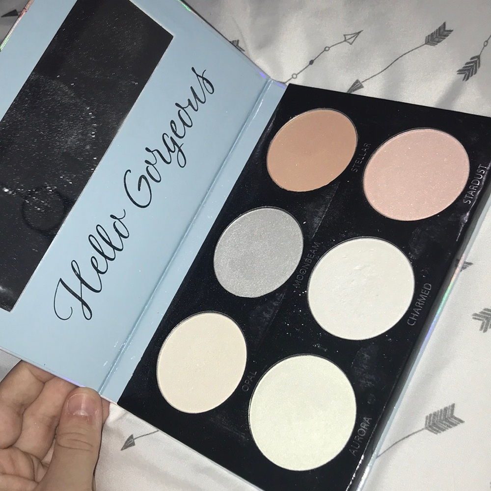 Endless Glow Highlighting Collection - Picture 2 of 2